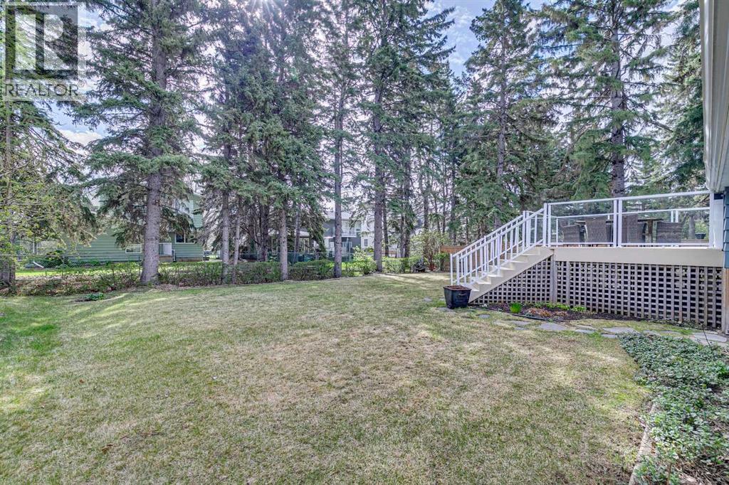 6718 Legare Drive SW, Calgary, Alberta  T3E 6H2 - Photo 31 - A2310510