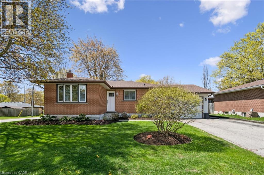 204 Irvine Street, Elora, Ontario  N0B 1S0 - Photo 39 - 40808167
