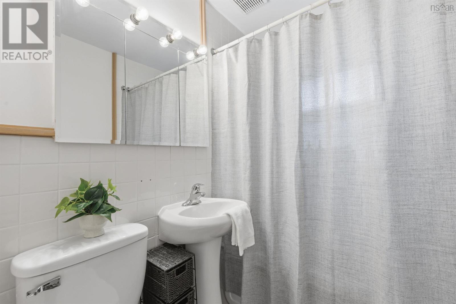228 Melrose Avenue, Fairview, Nova Scotia  B3N 2E7 - Photo 12 - 202610666