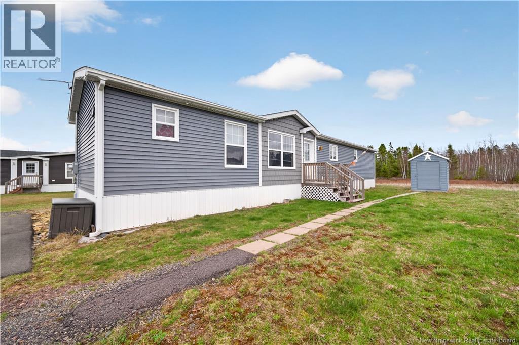 44 Cranbrook, Riverview, New Brunswick  E1B 0N6 - Photo 1 - NB139382
