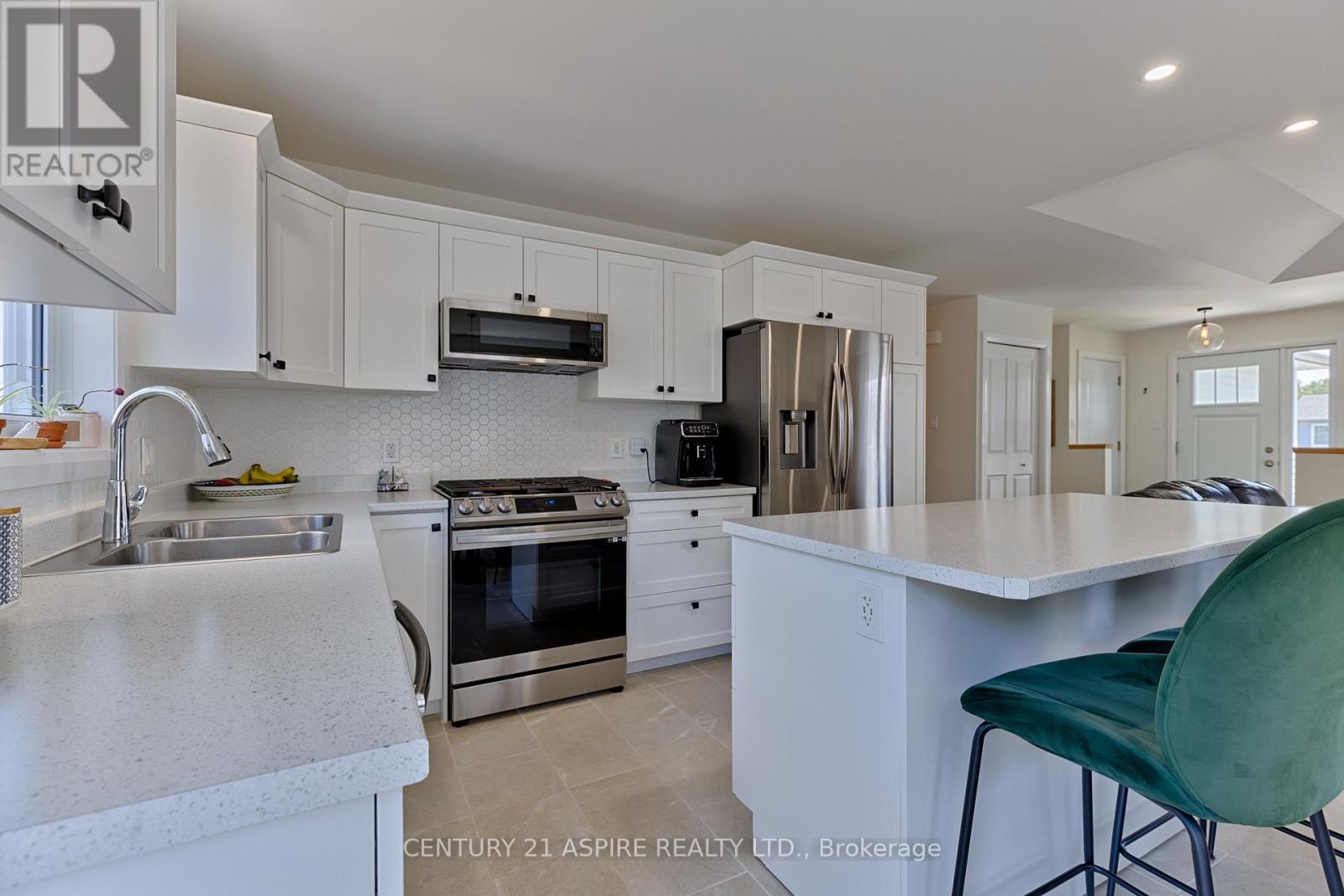 26 Terrance Drive, Petawawa, Ontario  K8H 0H3 - Photo 16 - X13120468