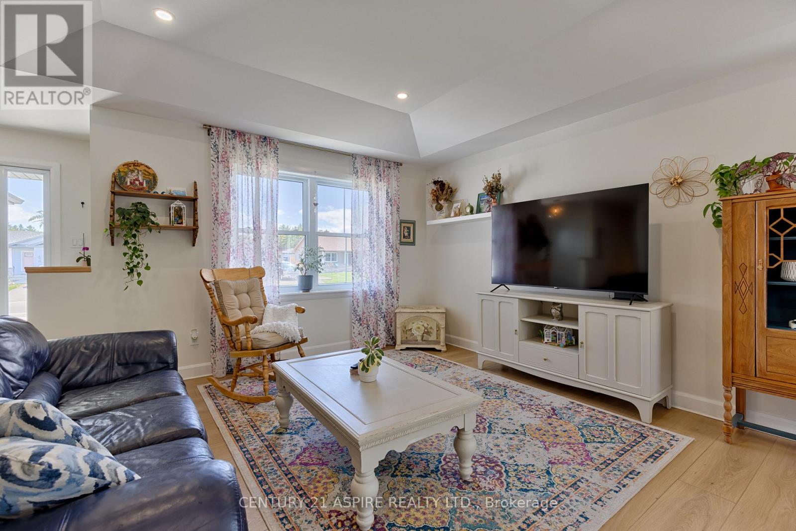 26 Terrance Drive, Petawawa, Ontario  K8H 0H3 - Photo 9 - X13120468