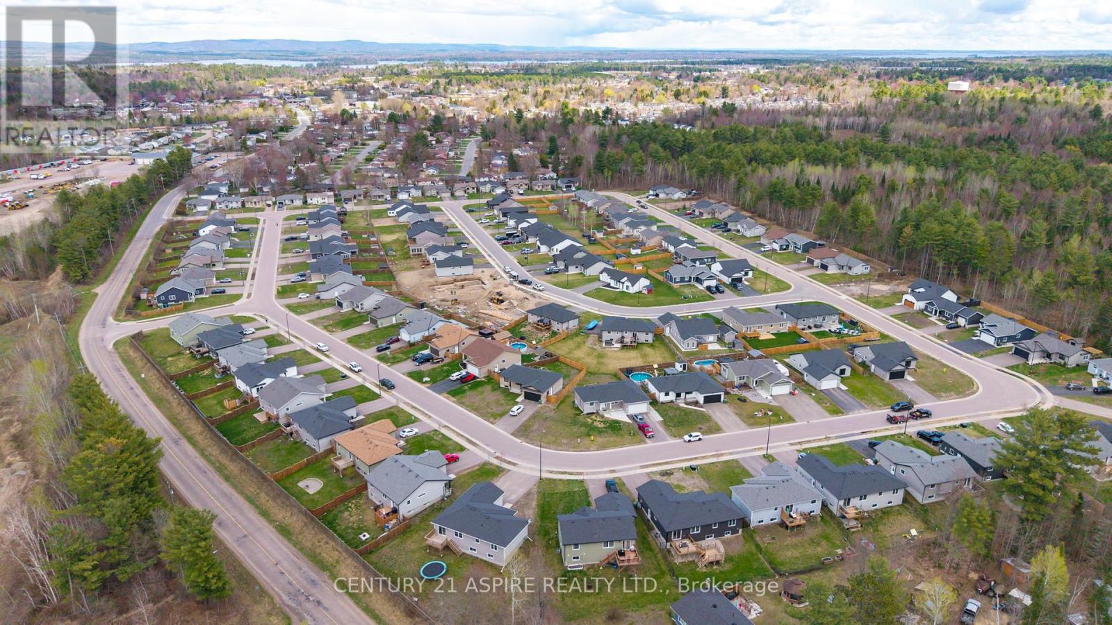26 Terrance Drive, Petawawa, Ontario  K8H 0H3 - Photo 49 - X13120468