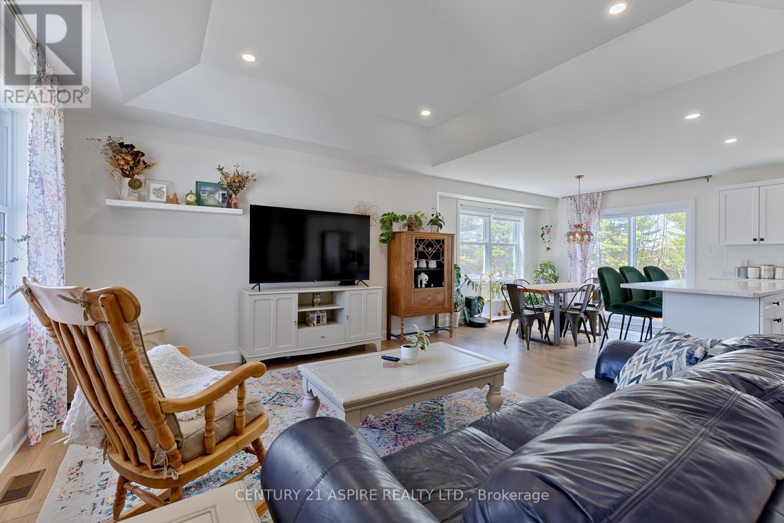 26 Terrance Drive, Petawawa, Ontario  K8H 0H3 - Photo 7 - X13120468