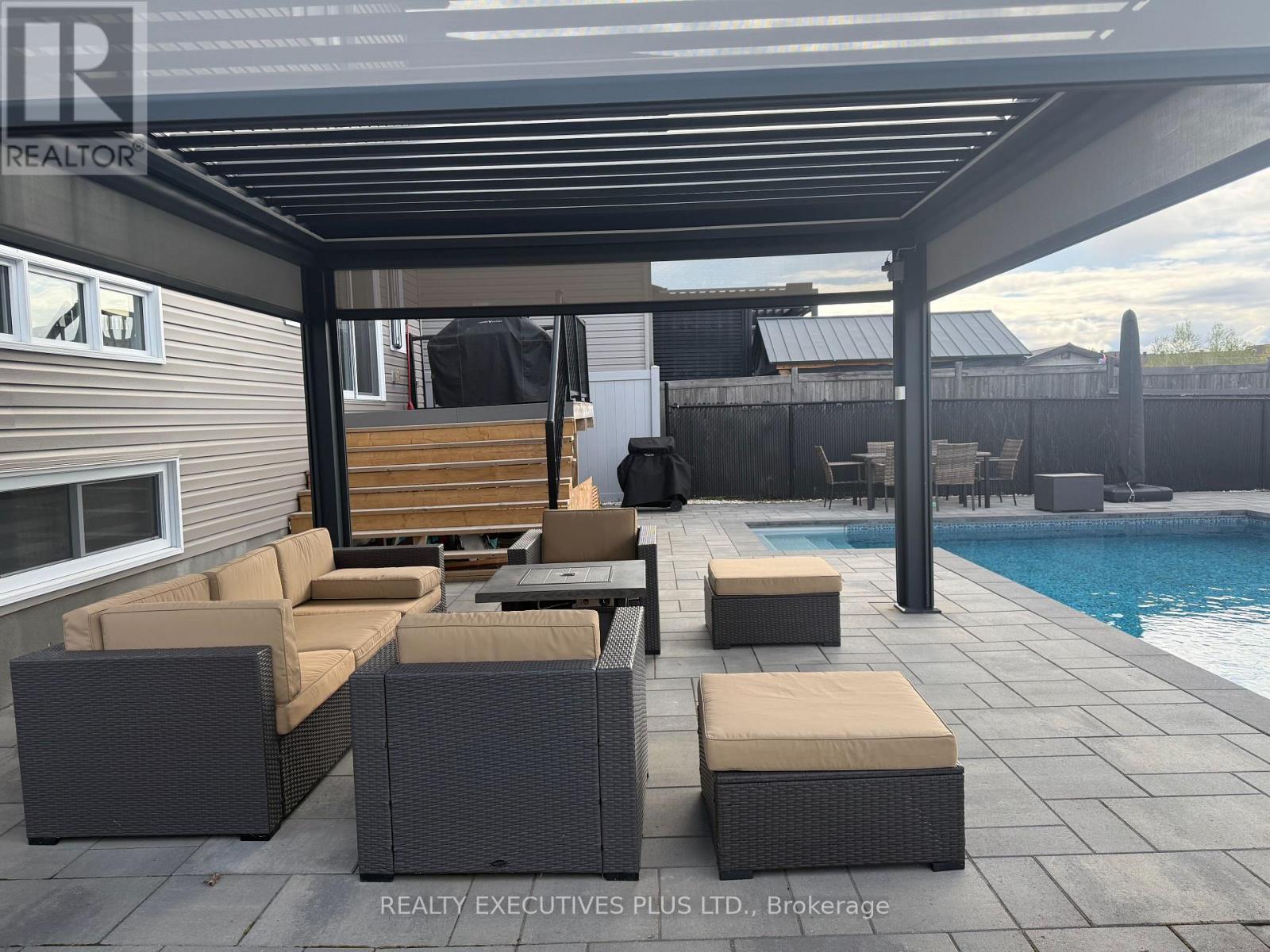 1082 Docteur Corbeil Boulevard, Clarence-Rockland, Ontario  K4K 0E9 - Photo 39 - X12673010