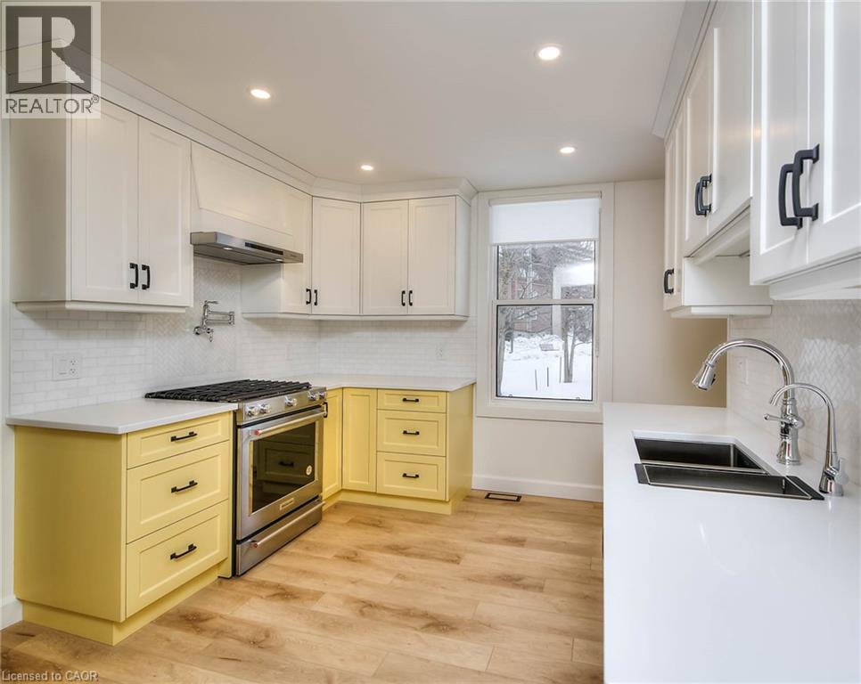 2 Esson Street, Kitchener, Ontario  N2M 2T9 - Photo 21 - 40829589