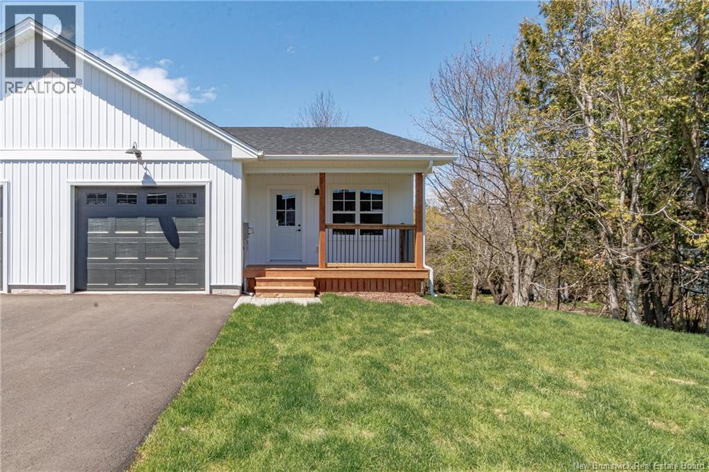 331 Hampton Road, Quispamsis, New Brunswick  E2E 4T1 - Photo 3 - NB131606