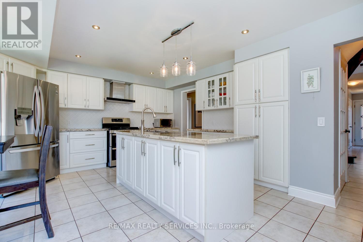 3 Nymark Place, Brampton, Ontario  L6S 5T5 - Photo 20 - W13120532