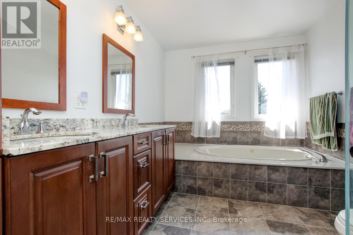3 Nymark Place, Brampton, Ontario  L6S 5T5 - Photo 26 - W13120532