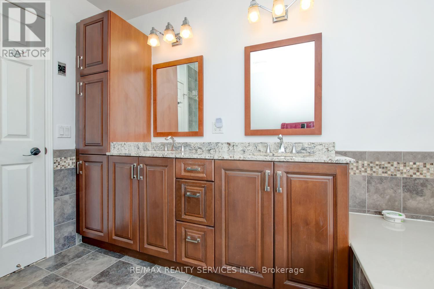 3 Nymark Place, Brampton, Ontario  L6S 5T5 - Photo 28 - W13120532