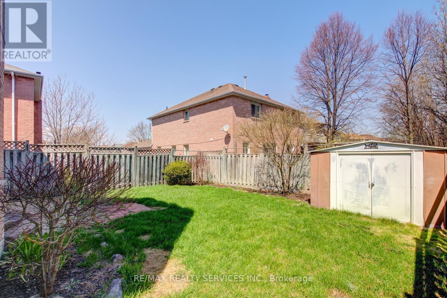 3 Nymark Place, Brampton, Ontario  L6S 5T5 - Photo 44 - W13120532