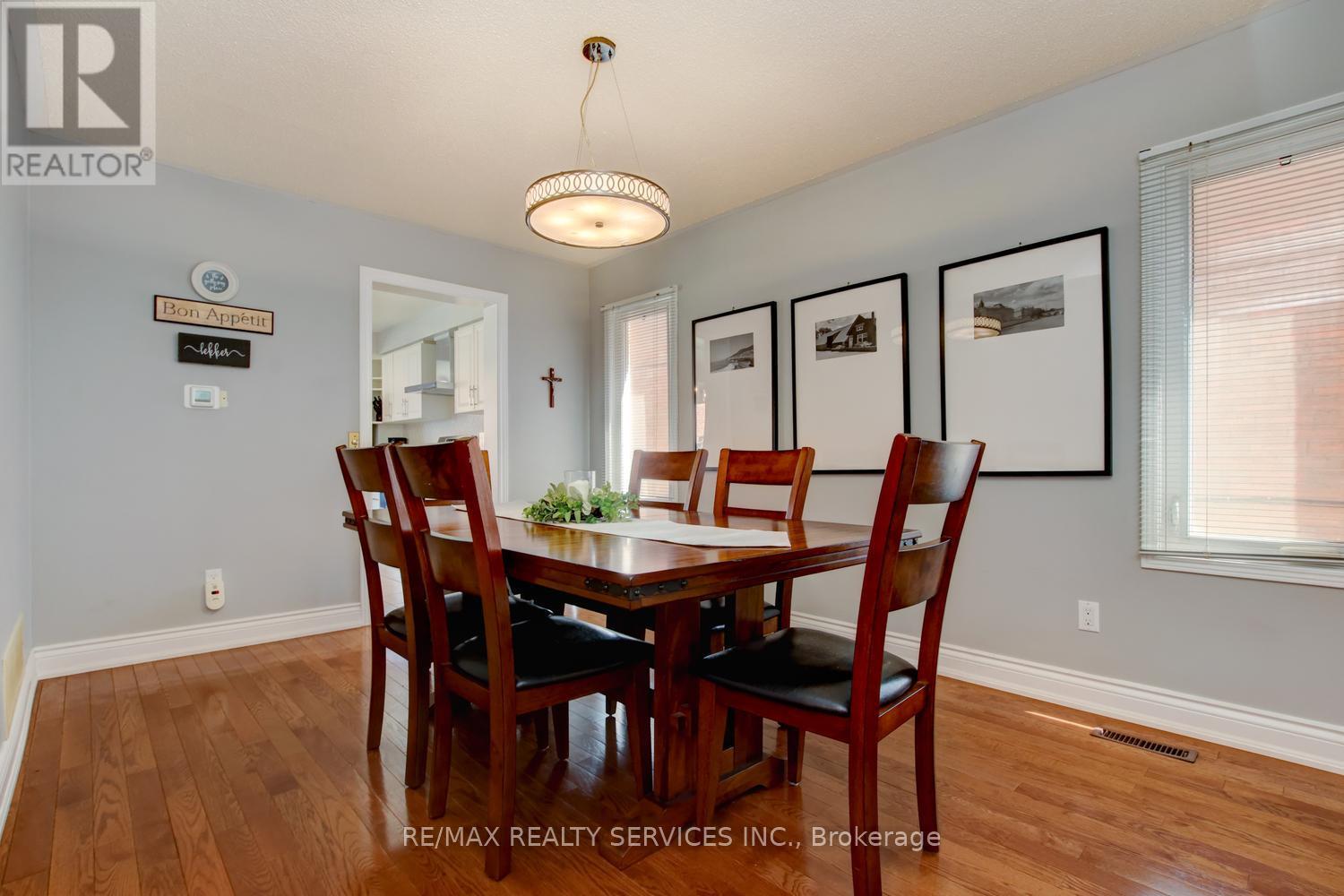 3 Nymark Place, Brampton, Ontario  L6S 5T5 - Photo 6 - W13120532