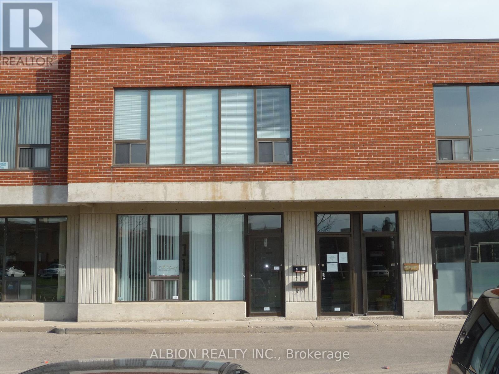 2 - 290 HEALEY ROAD, Caledon, Ontario