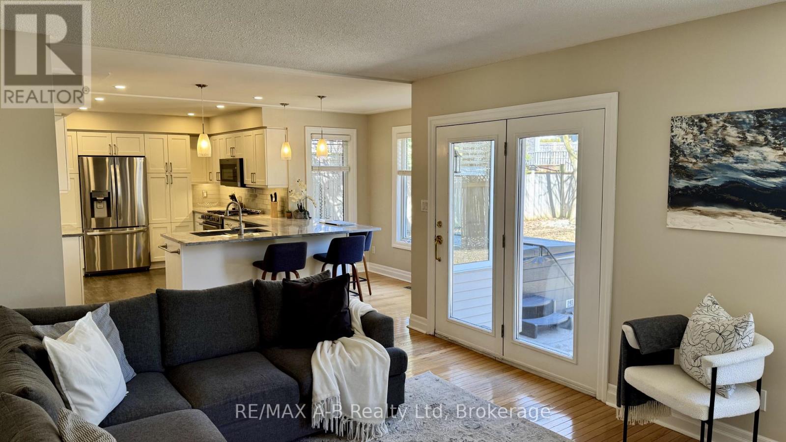 86 Freeland Drive, Stratford, Ontario  N4Z 1H1 - Photo 12 - X12929878