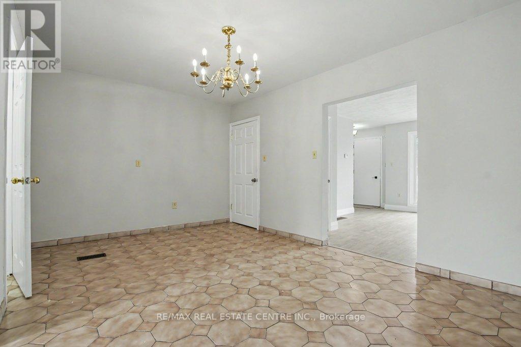 273 Elliott Street, Cambridge, Ontario  N1R 2L6 - Photo 10 - X13120508