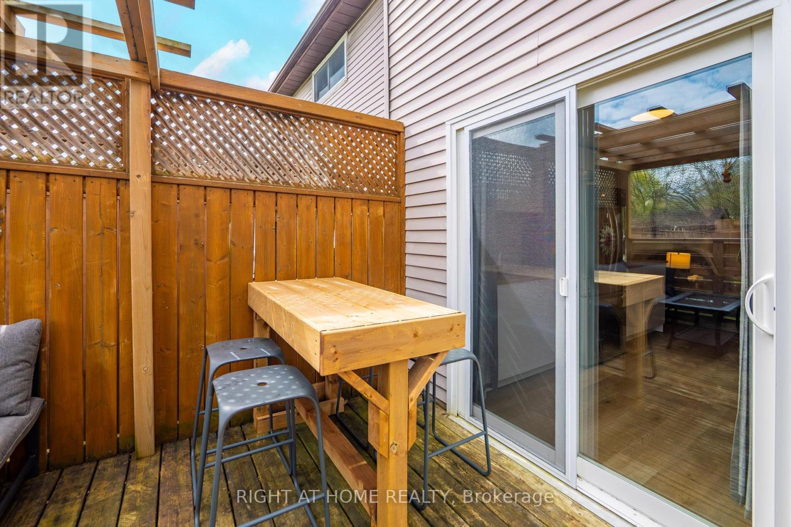 152 Hadati Road, Guelph, Ontario  N1E 6P4 - Photo 38 - X13077880