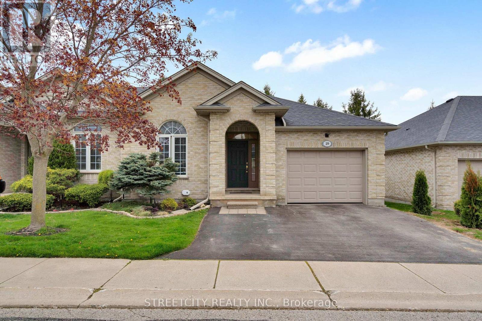 29 - 285 MCGARRELL DRIVE, London North, Ontario