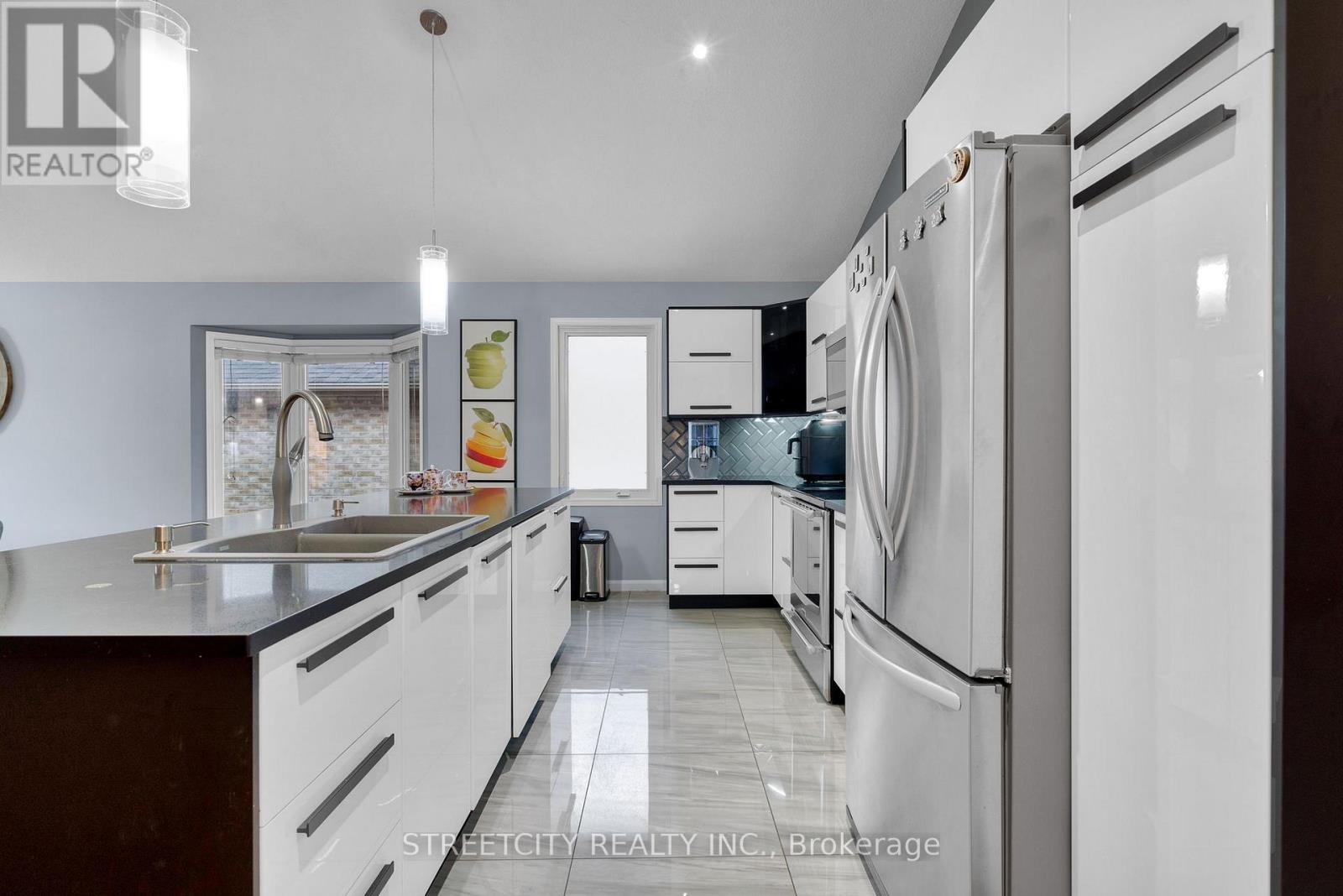 29 - 285 Mcgarrell Drive, London North, Ontario  N6G 5H3 - Photo 6 - X13120708