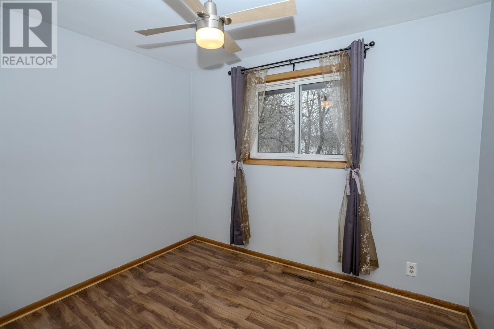 219 Moodie Street West, Thunder Bay, Ontario  P7E 5A5 - Photo 16 - TB2601005
