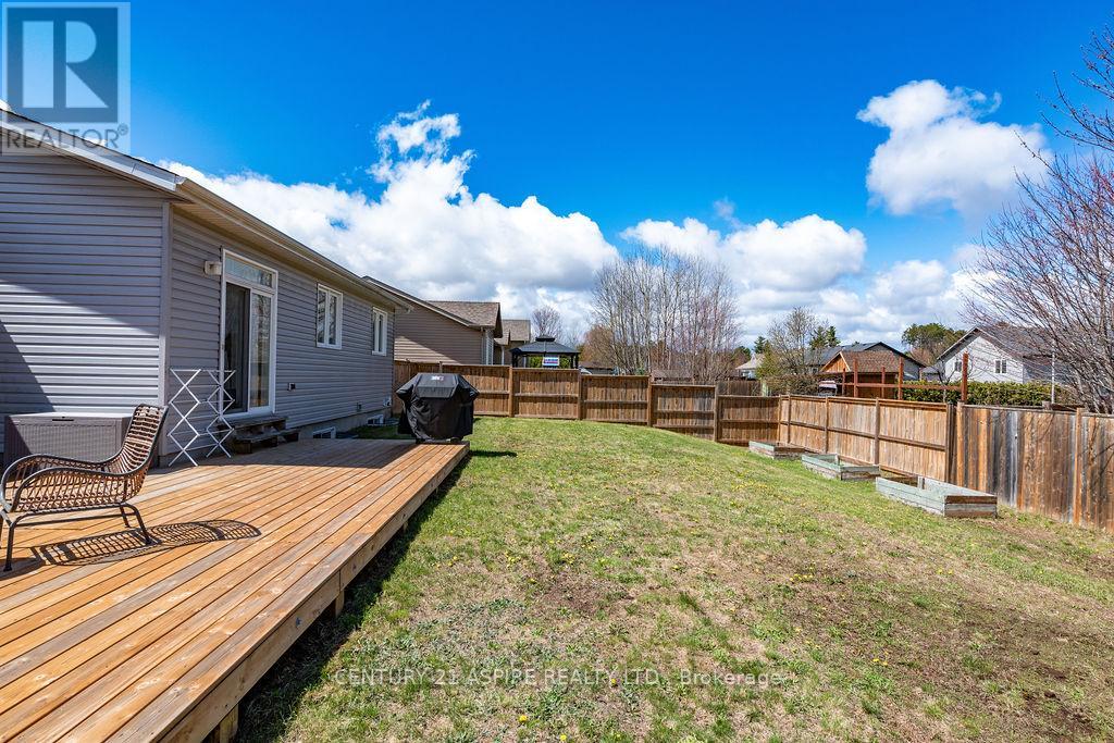 541 Gardner Crescent, Petawawa, Ontario  K8H 0C4 - Photo 39 - X13120650