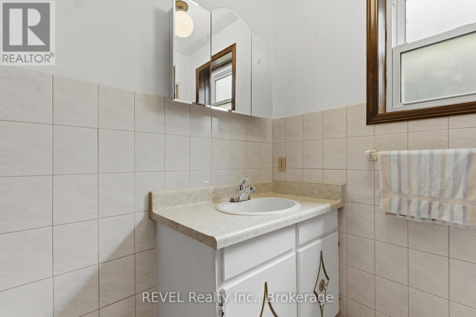 7419 Green Boughs Road, Niagara Falls, Ontario  L2J 3Y8 - Photo 25 - X13120688