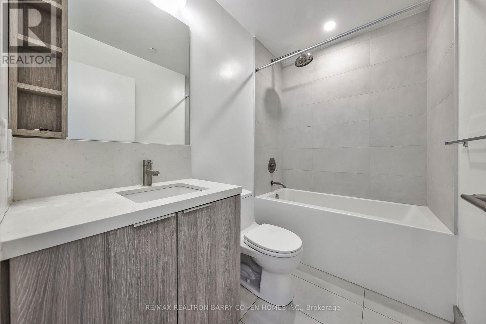 339 - 2020 Bathurst Street, Toronto, Ontario  M5P 0A6 - Photo 11 - C13008200
