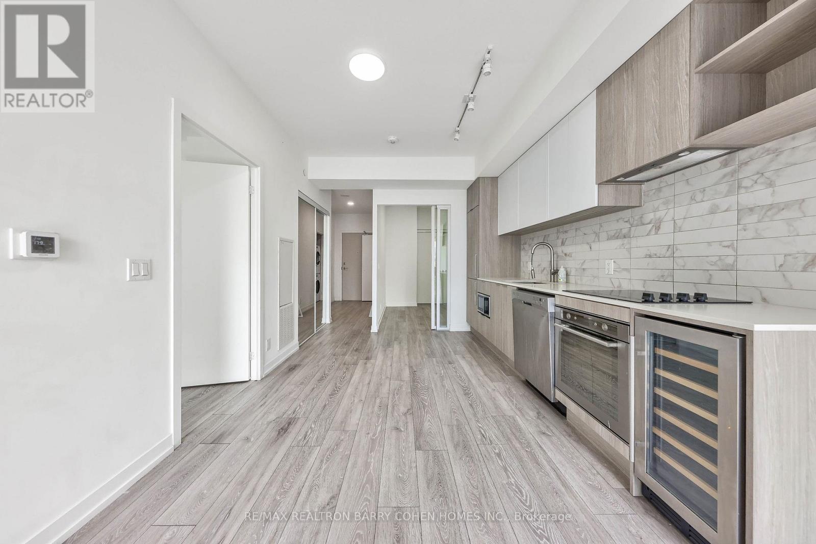 339 - 2020 Bathurst Street, Toronto, Ontario  M5P 0A6 - Photo 17 - C13008200