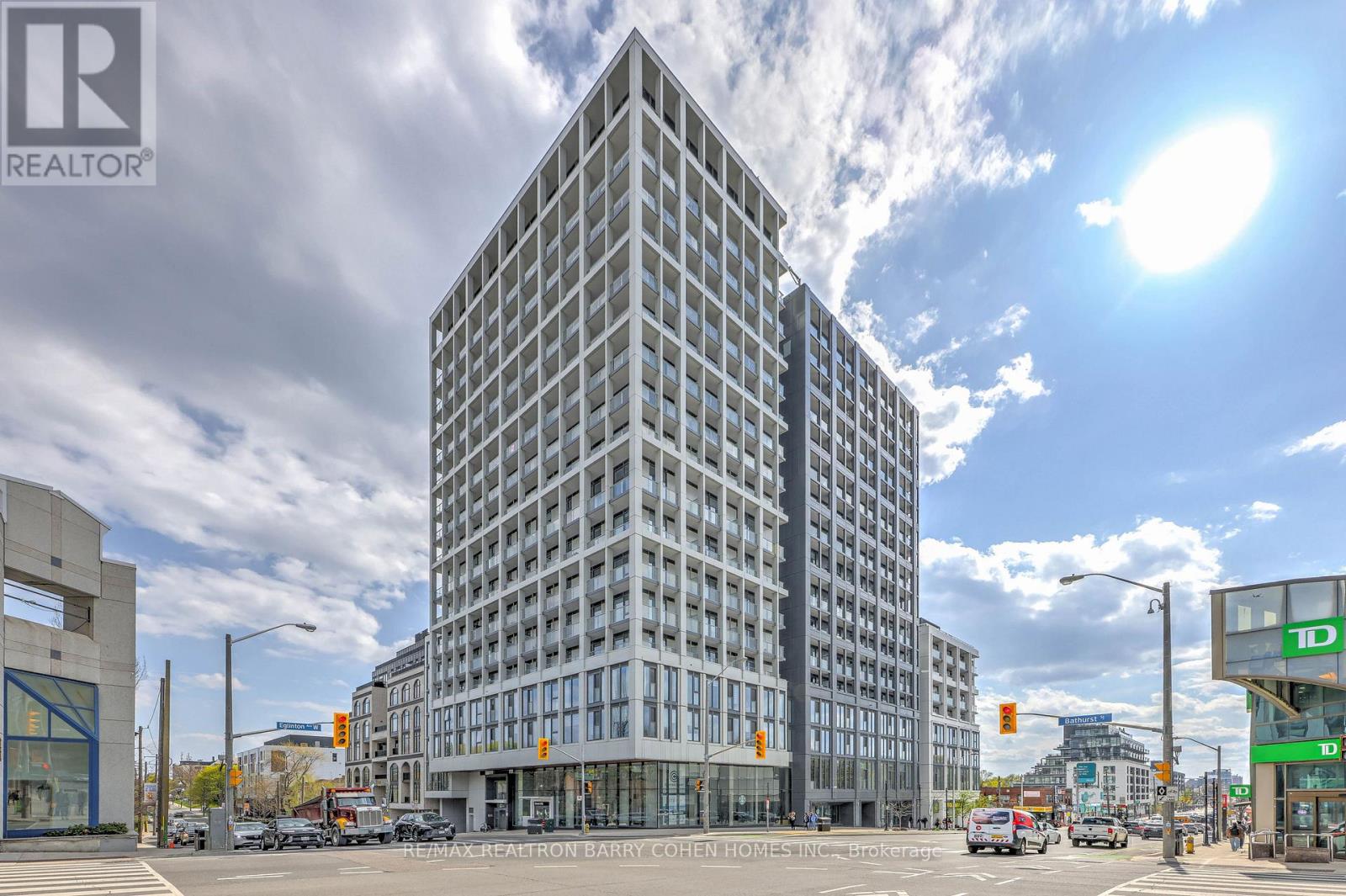 339 - 2020 Bathurst Street, Toronto, Ontario  M5P 0A6 - Photo 3 - C13008200