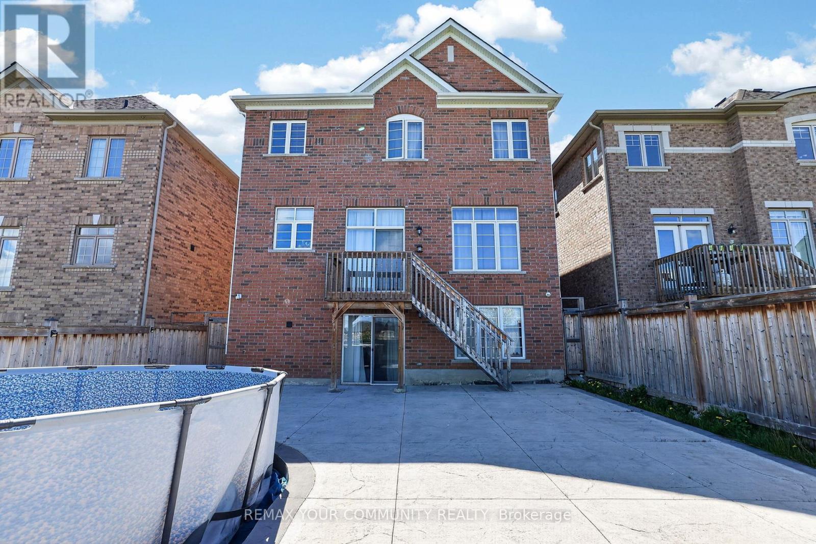 31 Tay Boulevard, Bradford West Gwillimbury, Ontario  L3Z 0W5 - Photo 38 - N12853588