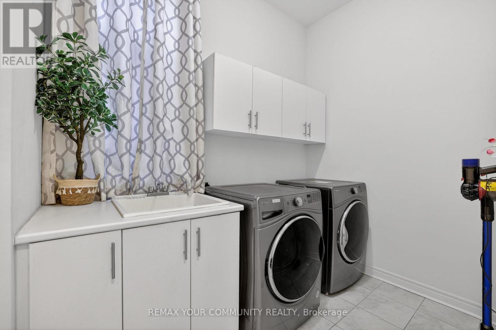 31 Tay Boulevard, Bradford West Gwillimbury, Ontario  L3Z 0W5 - Photo 25 - N12853588