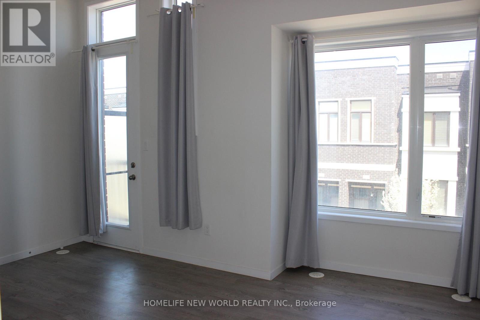 9 Ambler Lane, Richmond Hill, Ontario  L4C 0Z8 - Photo 4 - N13064958