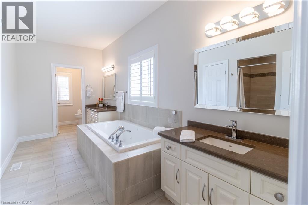 779 Snowberry Court, Waterloo, Ontario  N2V 0E7 - Photo 24 - 40829585