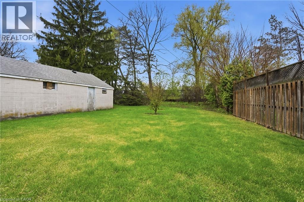 523 Enfield Road, Burlington, Ontario  L7T 2X5 - Photo 5 - 40828480