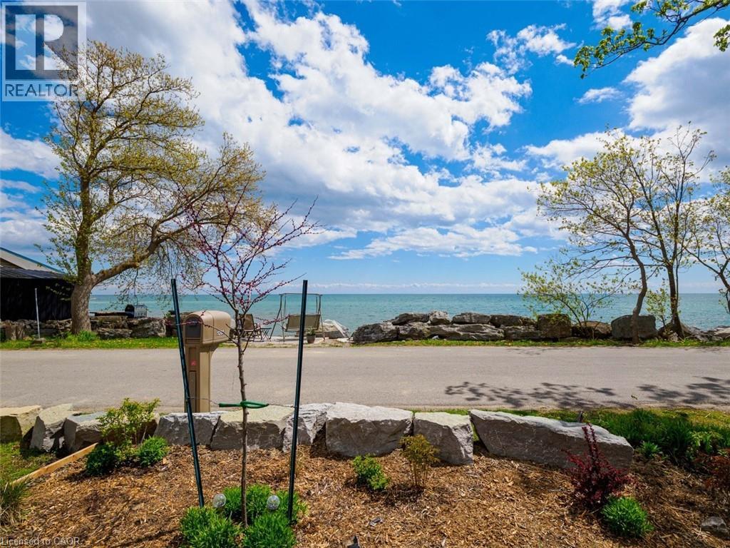 1395 Lakeshore Road, Haldimand County, Ontario  N0A 1P0 - Photo 19 - 40828885