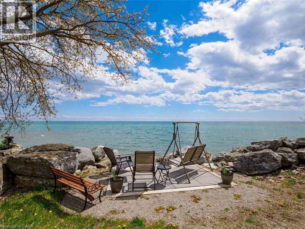 1395 Lakeshore Road, Haldimand County, Ontario  N0A 1P0 - Photo 2 - 40828885