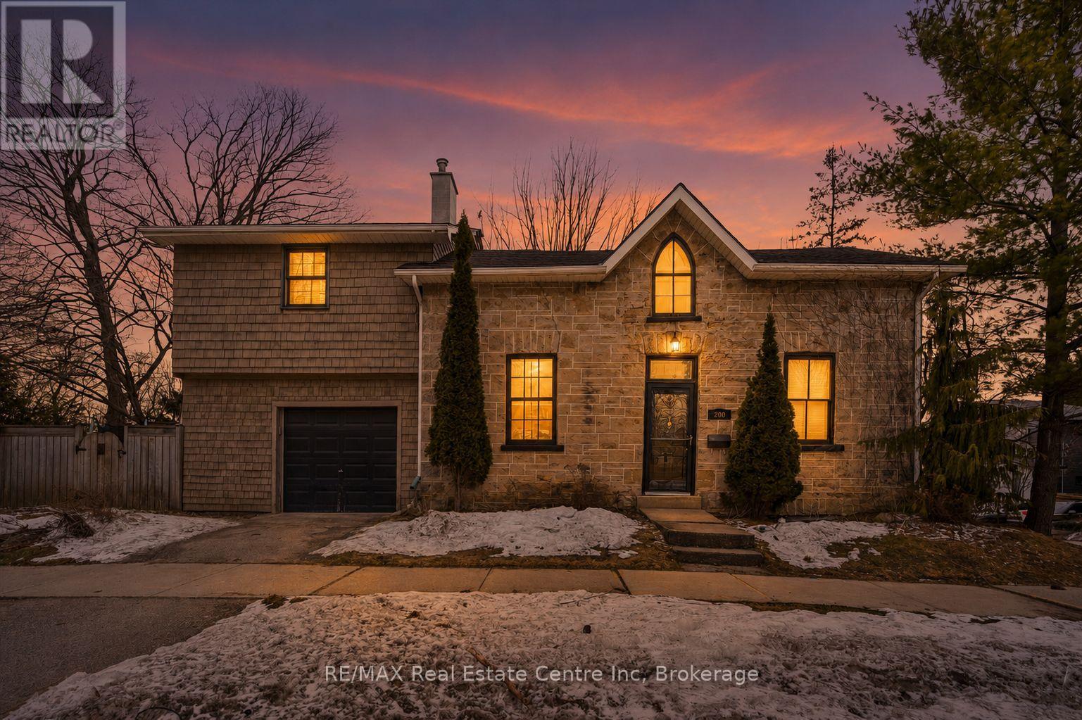 200 St George Street E, Centre Wellington, Ontario  N1M 1K4 - Photo 1 - X13120566