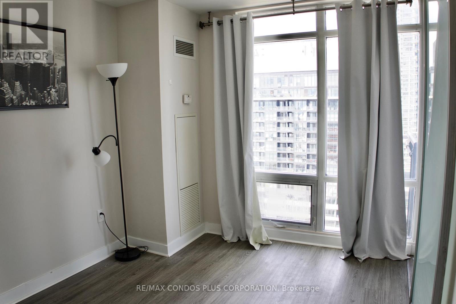 1922 - 4k Spadina Avenue, Toronto, Ontario  M5V 3Y9 - Photo 16 - C13120564