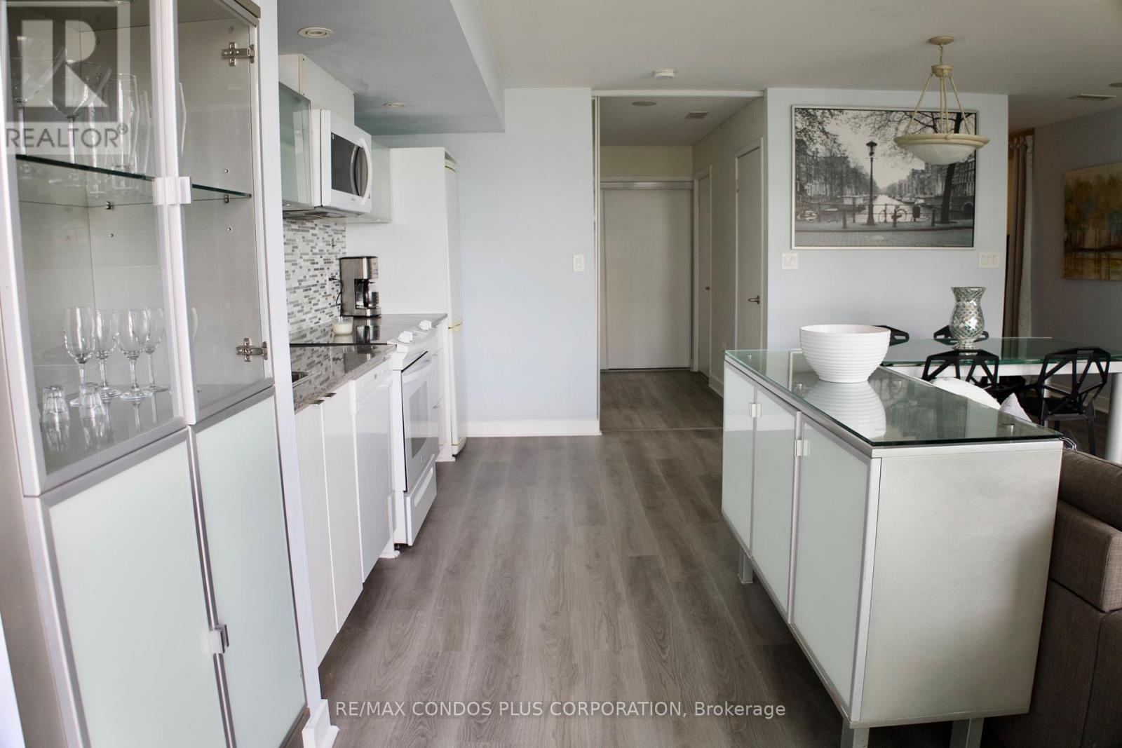 1922 - 4k Spadina Avenue, Toronto, Ontario  M5V 3Y9 - Photo 6 - C13120564