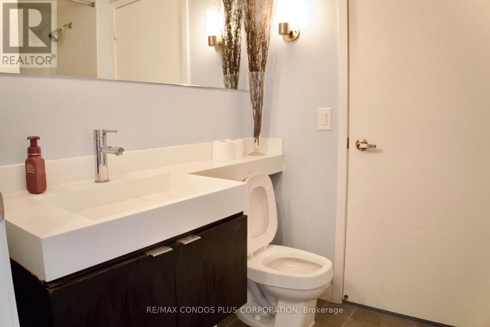 1922 - 4k Spadina Avenue, Toronto, Ontario  M5V 3Y9 - Photo 9 - C13120564