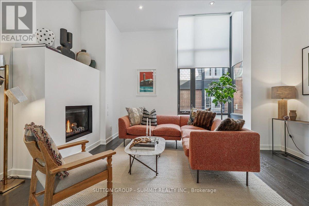 13 Gilead Place, Toronto, Ontario  M5A 3C8 - Photo 3 - C13120706
