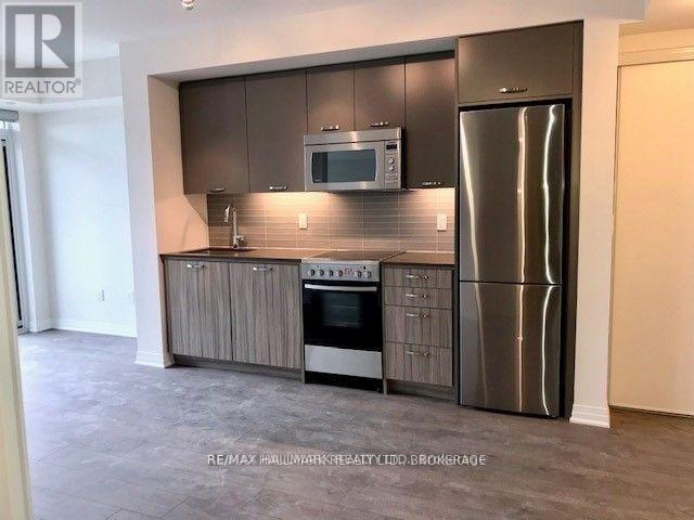 401 - 2301 Danforth Avenue, Toronto, Ontario  M4C 1K5 - Photo 4 - E13120670