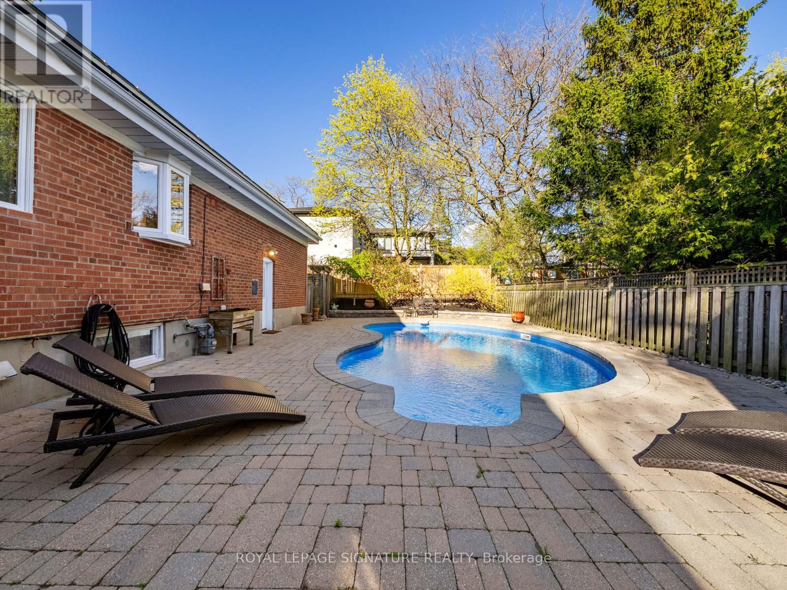371 Rouge Highlands Drive, Toronto, Ontario  M1C 2V5 - Photo 31 - E13120696