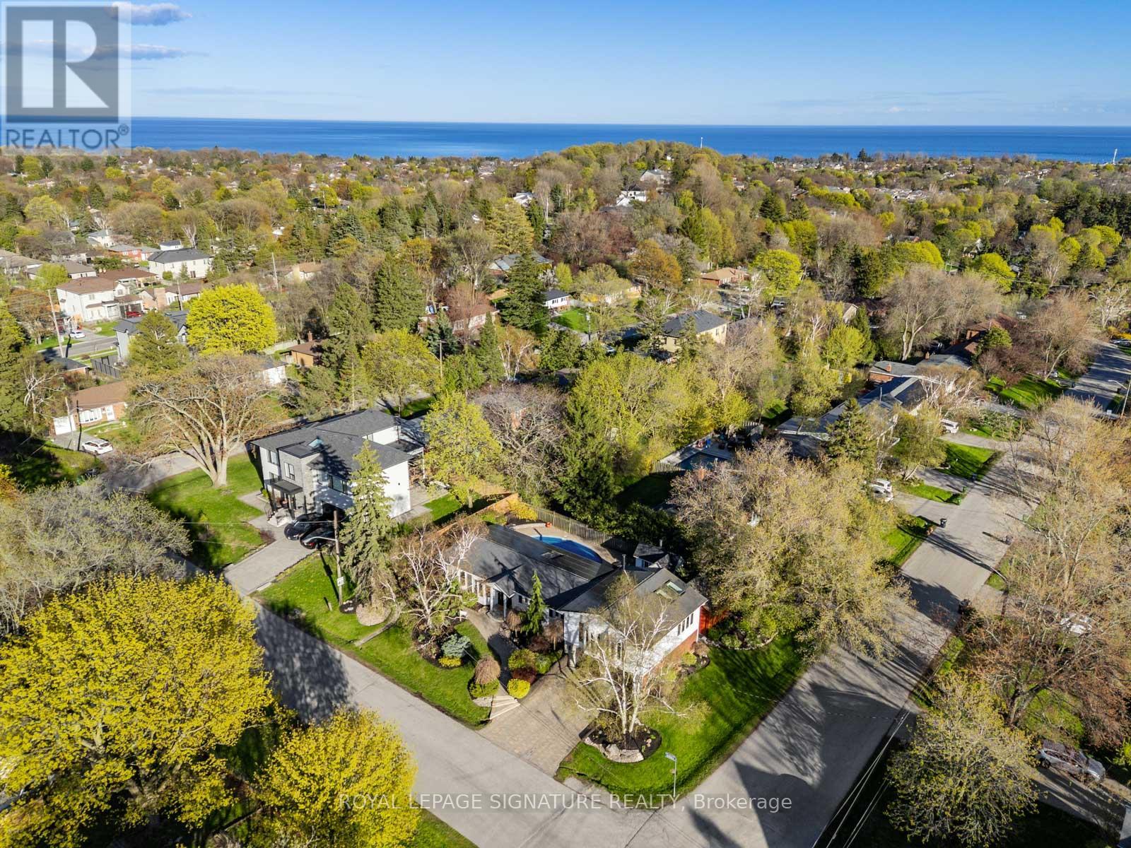 371 Rouge Highlands Drive, Toronto, Ontario  M1C 2V5 - Photo 48 - E13120696