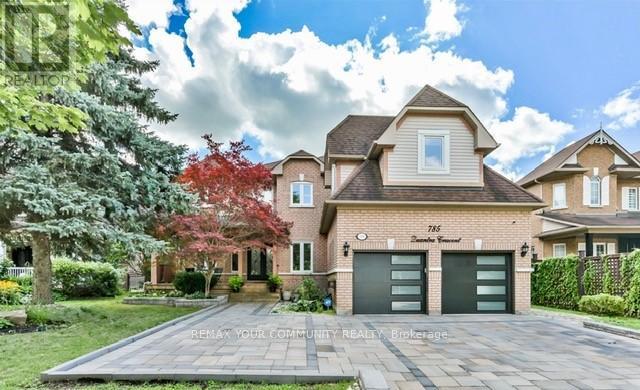 785 QUANTRA CRESCENT, Newmarket, Ontario