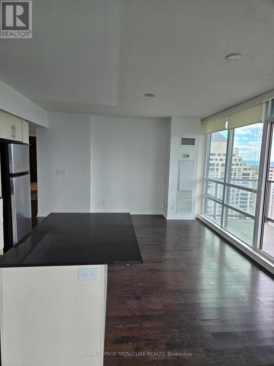 3004 - 2240 Lakeshore Boulevard W, Toronto, Ontario  M8V 1B0 - Photo 4 - W12807344