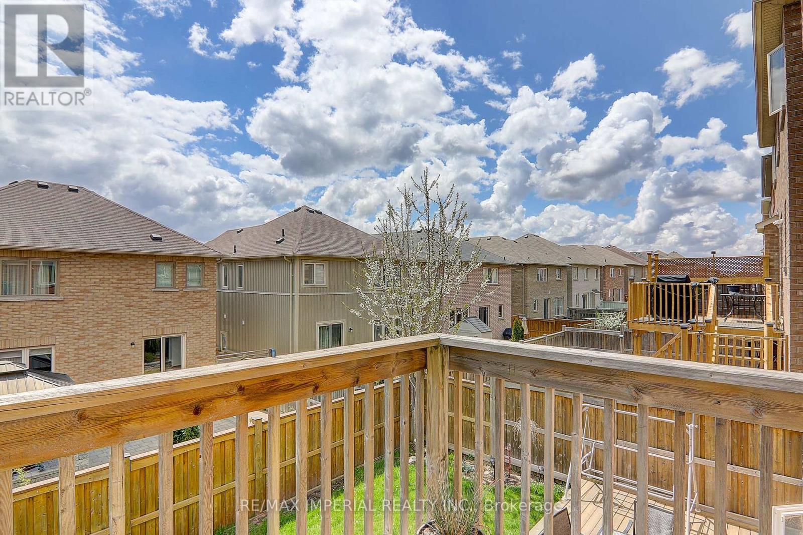 29 Mansard Drive, Richmond Hill, Ontario  L4E 0L7 - Photo 18 - N13120584