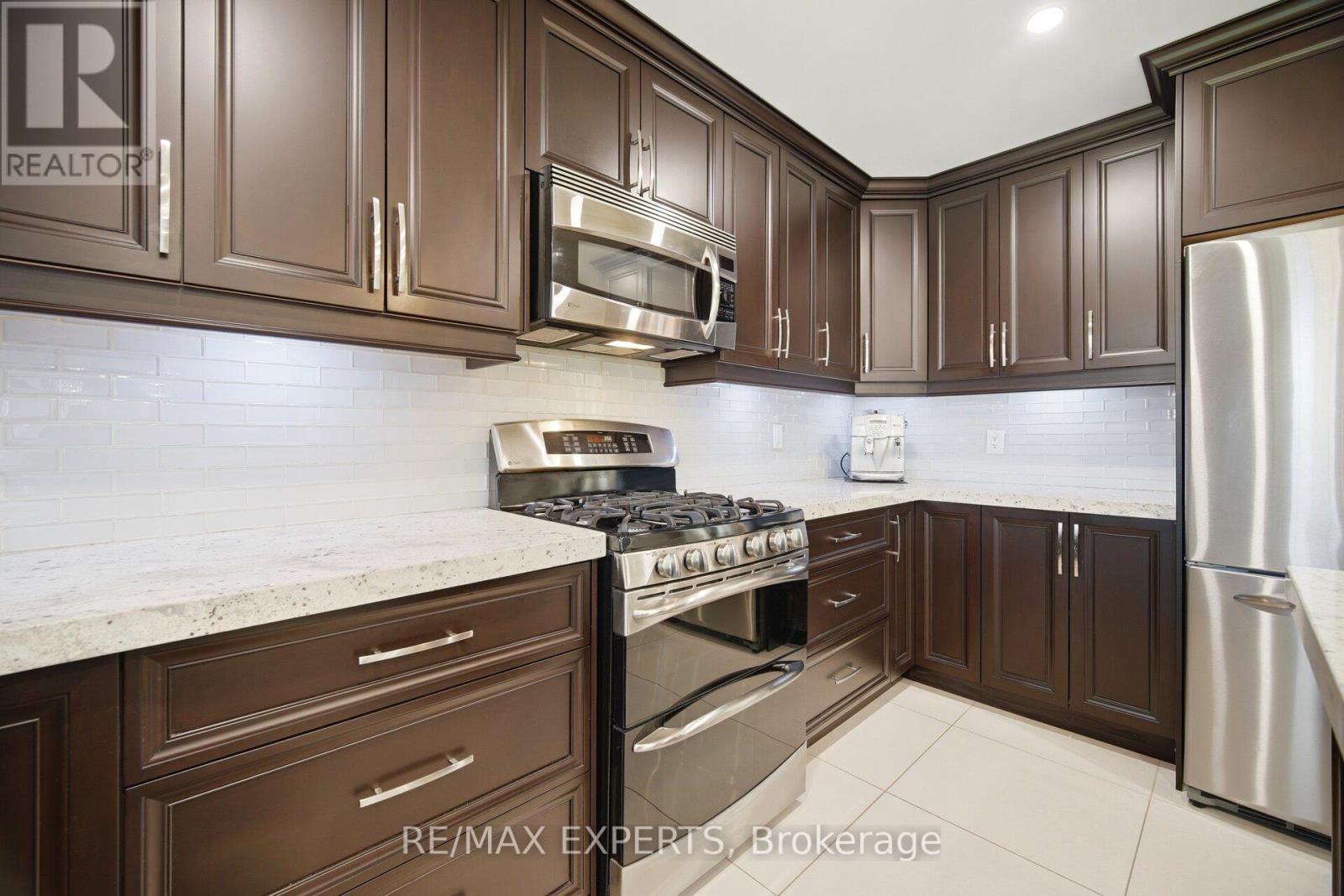139 Coronation Street, Vaughan, Ontario  L4L 6M2 - Photo 12 - N13120632