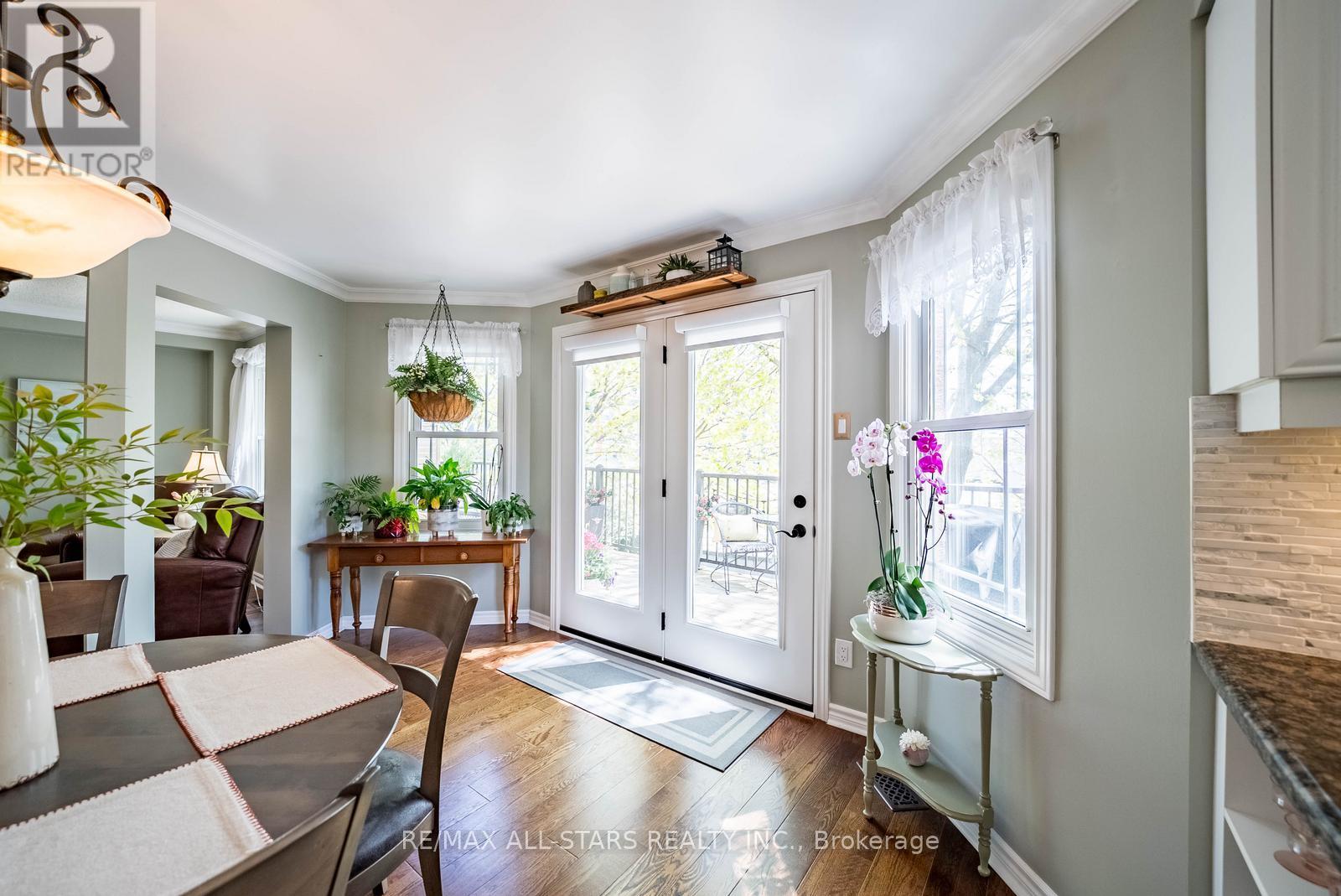 636 Rupert Avenue, Whitchurch-Stouffville, Ontario  L4A 8B8 - Photo 14 - N13120648