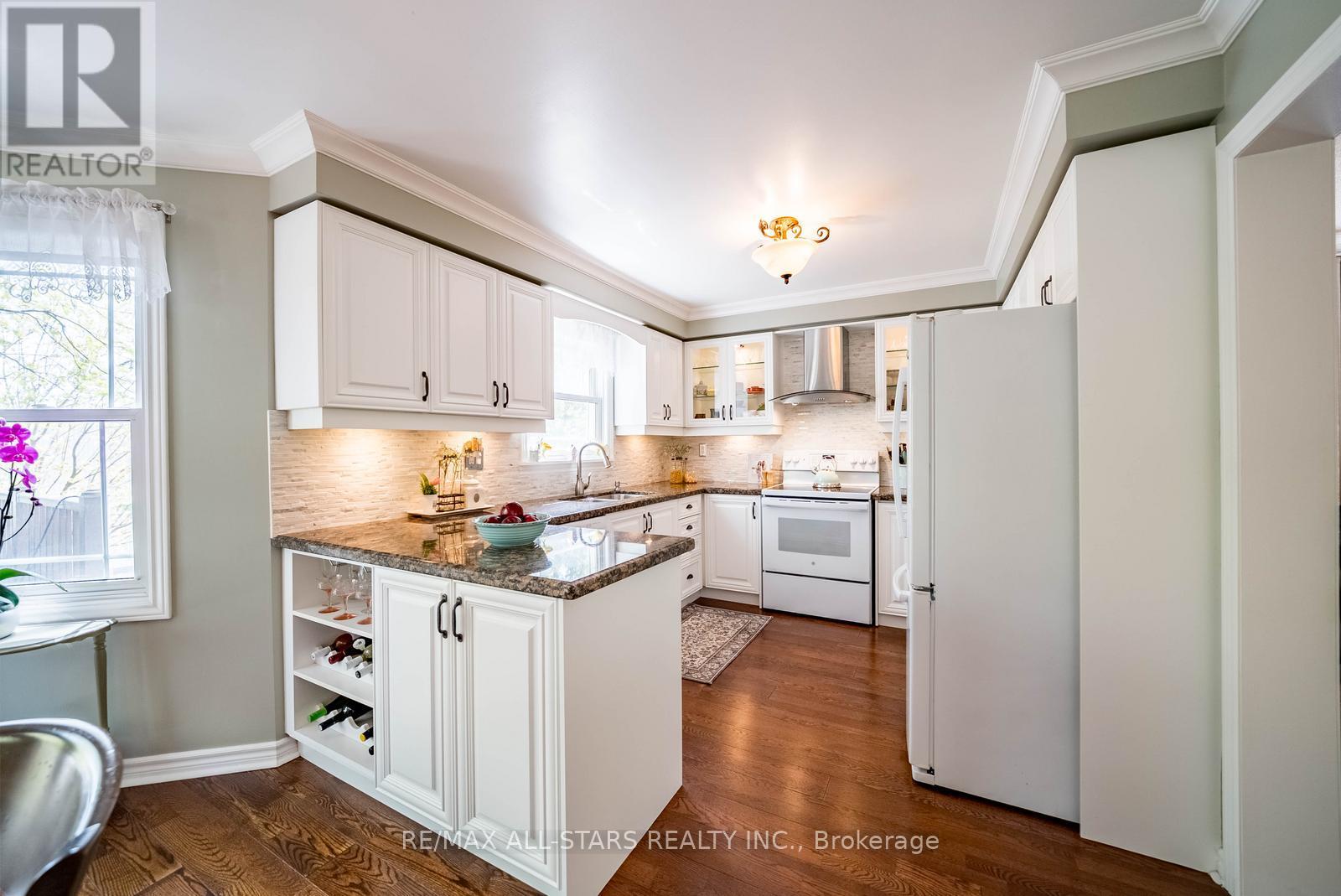 636 Rupert Avenue, Whitchurch-Stouffville, Ontario  L4A 8B8 - Photo 17 - N13120648