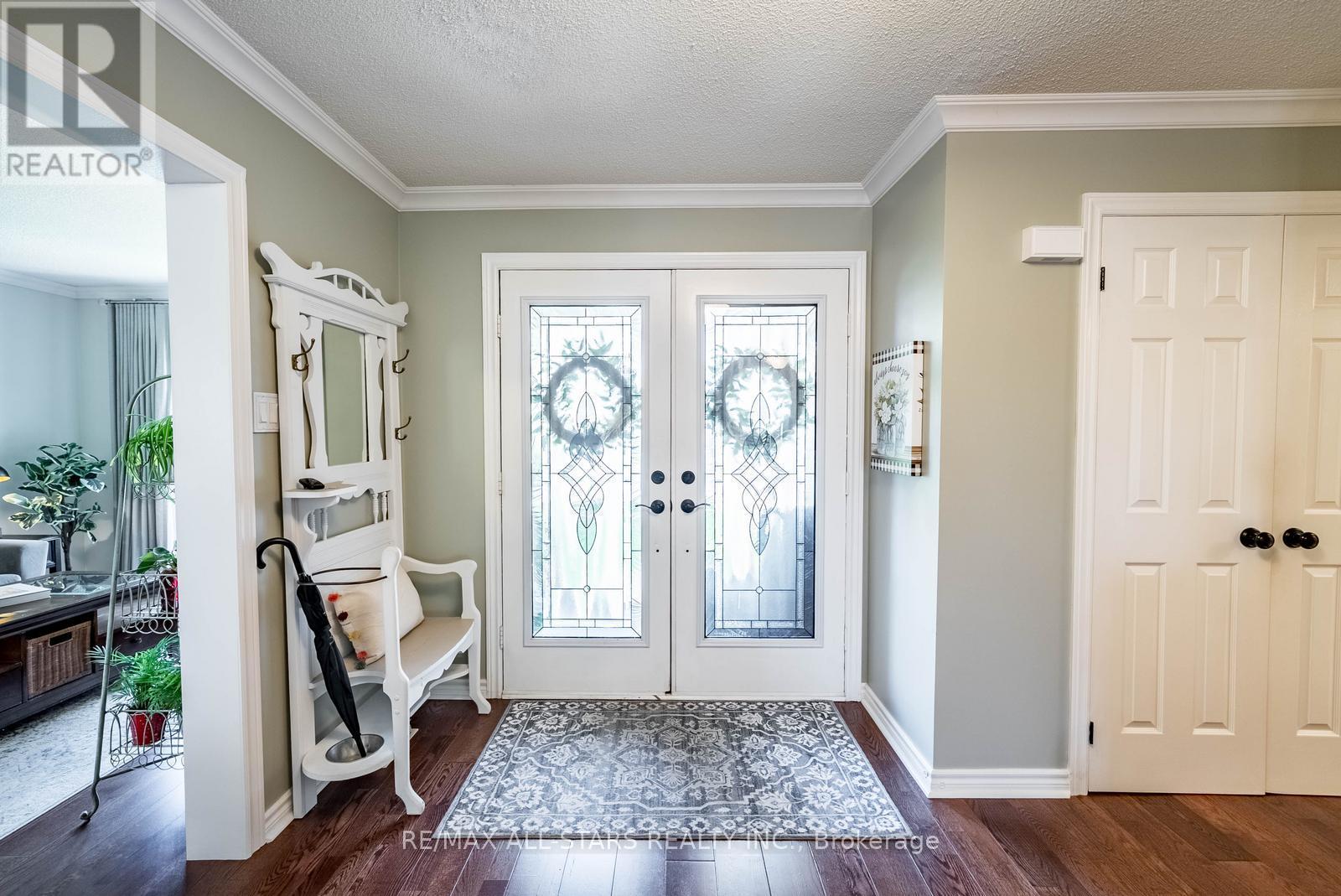 636 Rupert Avenue, Whitchurch-Stouffville, Ontario  L4A 8B8 - Photo 5 - N13120648